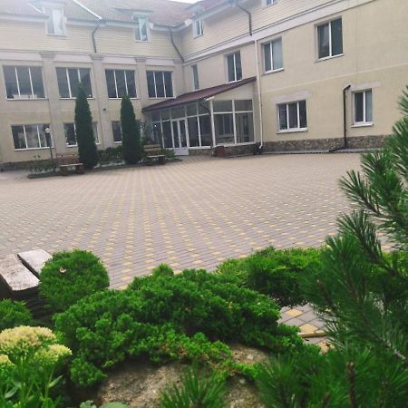Zhyttedar Ulanov Екстер'єр фото